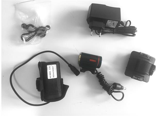Tub Racing Frontlys 1000lum 8,4V li-ion batteripakke Oppladbar